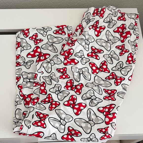 Women’s Minnie Mouse Pajamas with Red and Gray Bow Print - Picture 2 of 8